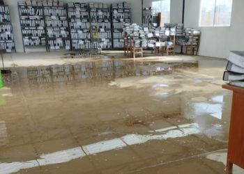 AGN alerta riesgos en archivos y capacita ante posibles inundaciones