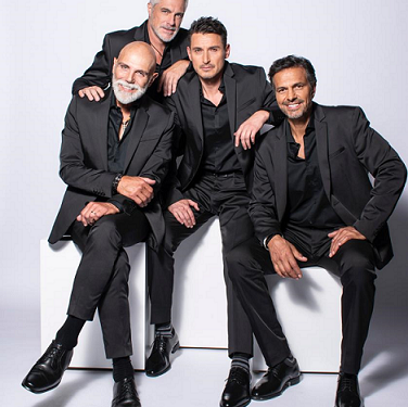 Cinco galanes le cantarán a la mujer en su día