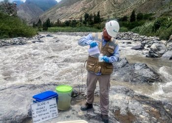 OEFA supervisó trabajos de limpieza del embalse Capillucas Cañete