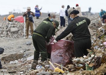 400 bolsas de residuos sólidos se retiraron de Sitio Arqueológico Necrópolis en Ancón